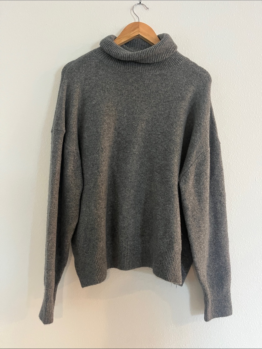 Forever 21 Grey Turtleneck Sweater